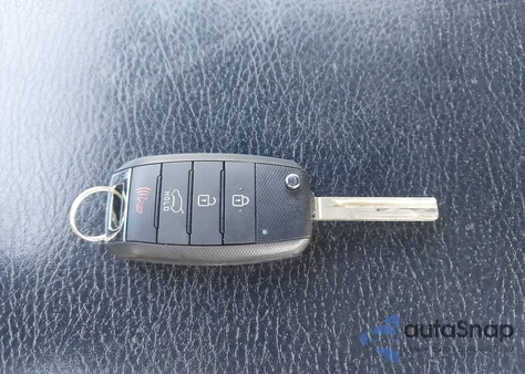 2019 Kia Sorento 2.4L L from USA, damaged, VIN 5XYPG4A3XKG581594